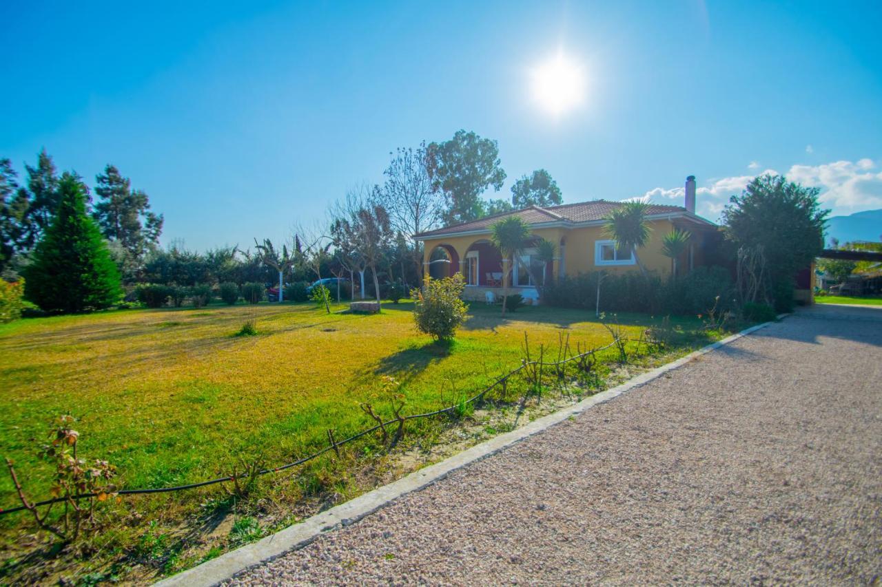 Loukas Farm House Áyios Kírikos Bagian luar foto