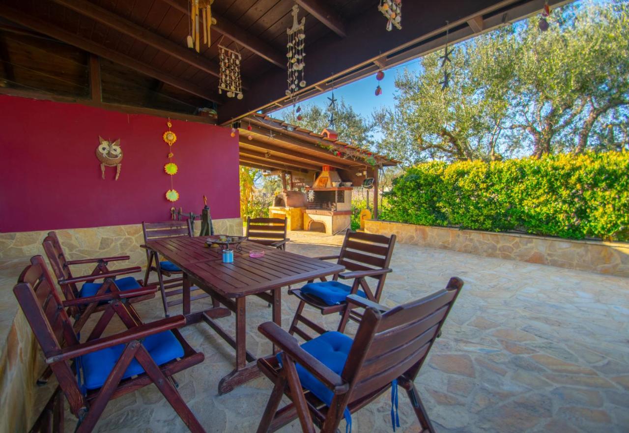 Loukas Farm House Áyios Kírikos Bagian luar foto